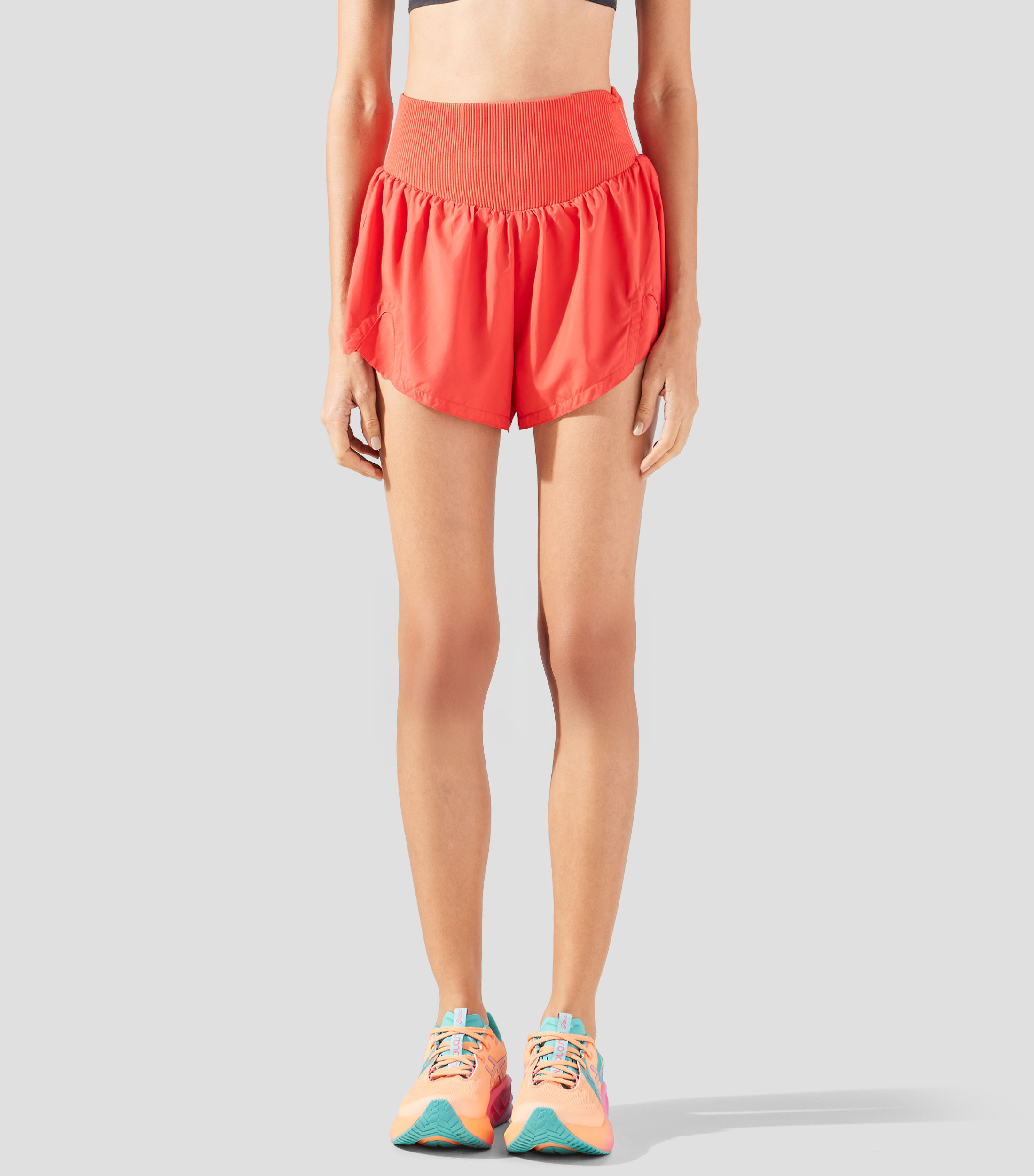 Short para entrenamiento liso Mujer